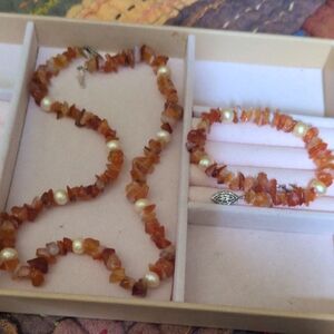 Carnelian Chip Necklace and Bracelet Set with Faux Pearls — Orange